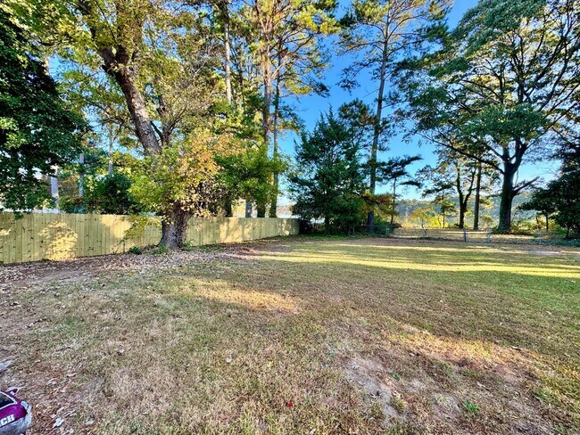 Building Photo - Available 06-22-26! Updated Waterfront Home! Extras Like Workshop & Sunroom, Pet Friendly, Hardwo...