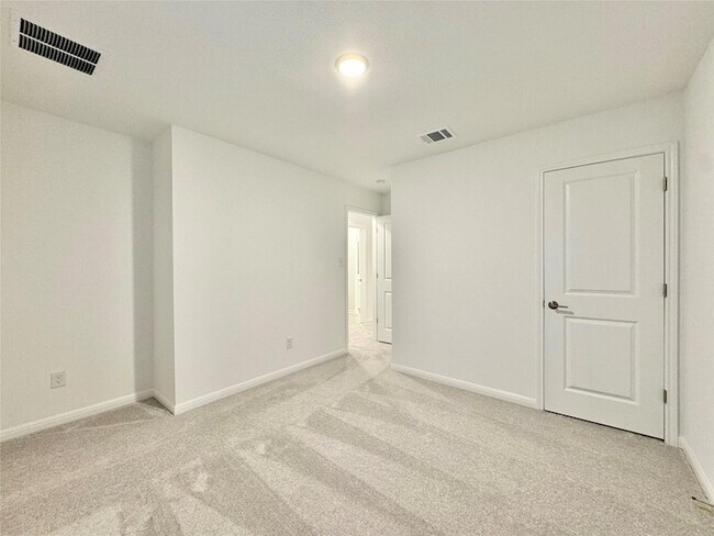 Building Photo - 611 Emory Crossing Blvd