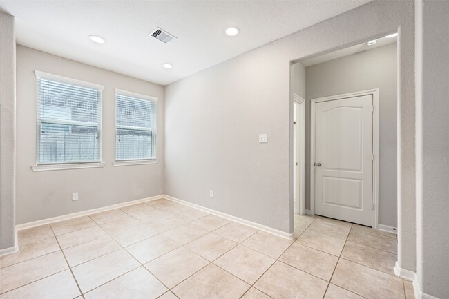 Building Photo - 3009 Wedgewood Bay Ct