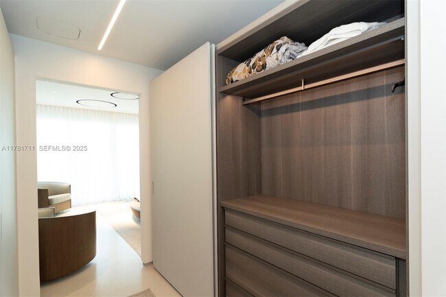 Building Photo - 1201 20th St