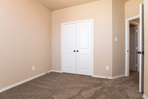 Building Photo - Beautiful 3 Bedroom Duplex Located in Waco...