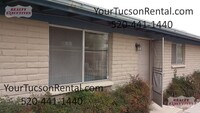 Building Photo - Country Club & Fort Lowell area - 2 Beds 1...