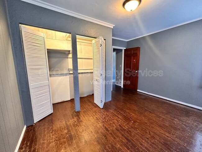 Building Photo - 2144 NW 36th St