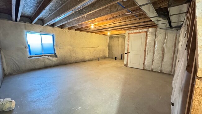 Primary Photo - 404 Grassland Dr