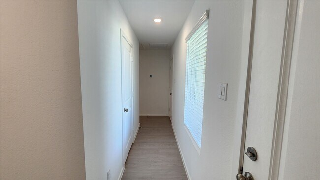 Building Photo - 6303 Geyser Starish Dr