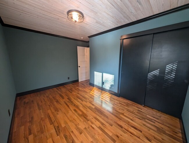 Building Photo - Stunning 4-Bedroom Home in Desirable Central Kitsap Location