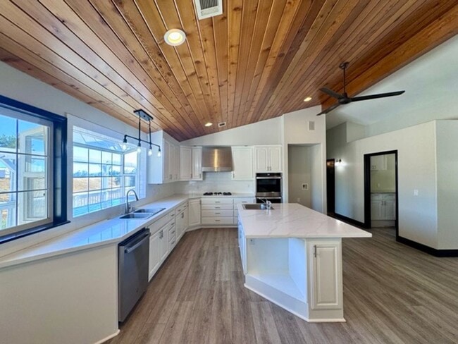 Building Photo - Welcome to this stunning upgraded ranch-st...