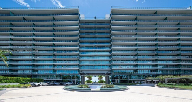 Building Photo - 350 Ocean Dr
