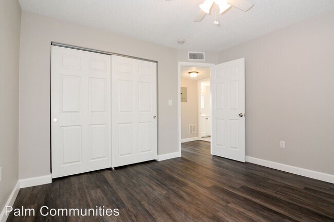 Building Photo - 7950 Blind Pass Rd