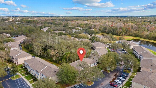 Building Photo - 5873 Fishhawk Ridge Dr