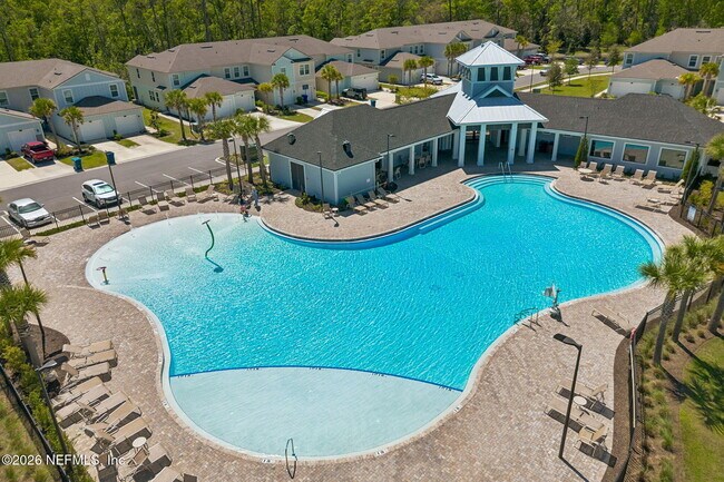 Building Photo - 49 Pasadena Dr