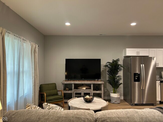 Building Photo - 113 N Arsenal Ave