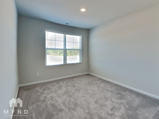 Building Photo - 109 Nahunta Dr