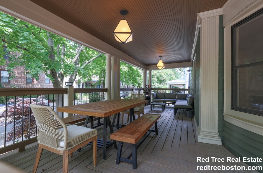 Building Photo - 44 Winslow Rd