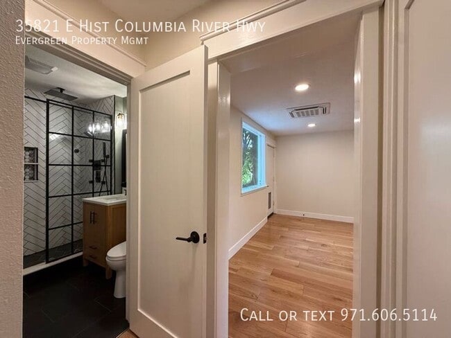 Building Photo - 35821 Historic Columbia River Hwy