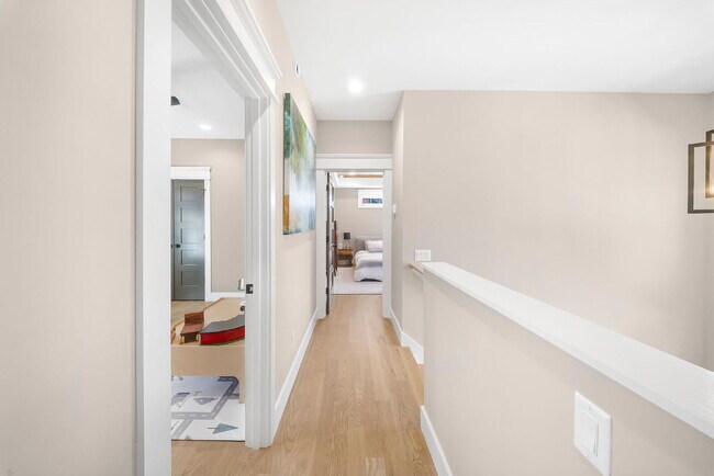 Building Photo - Fully Furnished | Asheville Area | 3–12 Month Leases Available