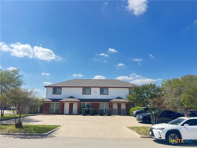 Building Photo - 4413 Abigail Dr