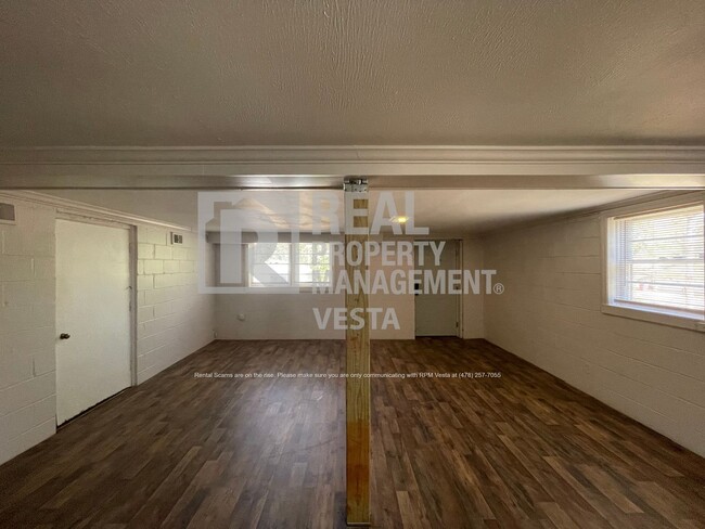 Building Photo - 796 Lee Rd