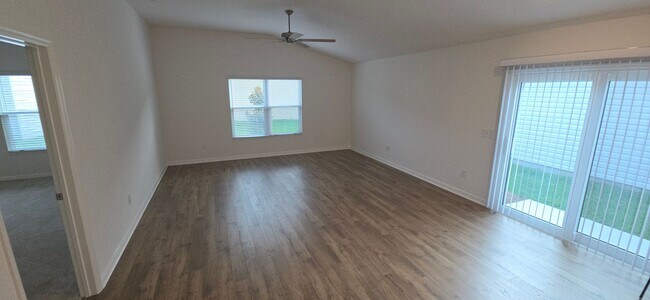 Building Photo - Brand New Moonstone Patio Villa – Walk to ...