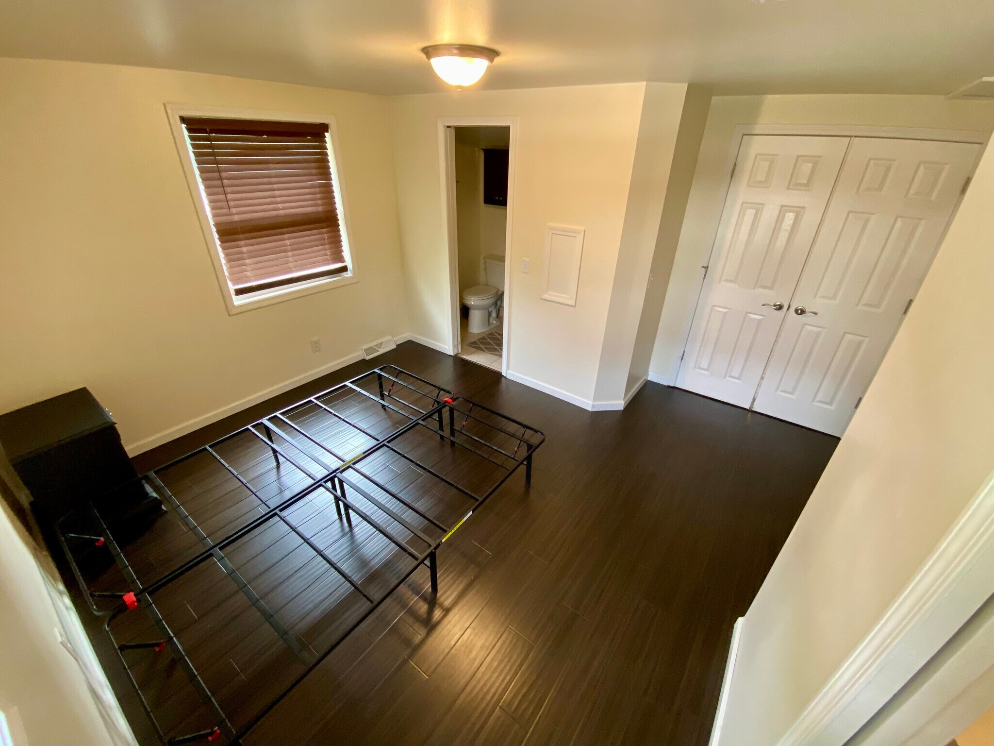 Building Photo - 87 Marine Dr