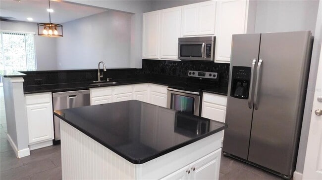 Building Photo - 1508 Florentino Ln