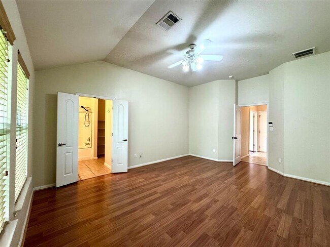 Building Photo - 4109 Hidden View Ct