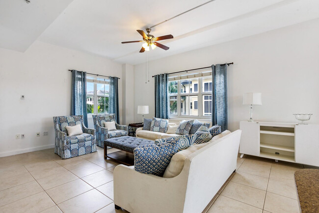 Building Photo - 3960 N Flagler Dr