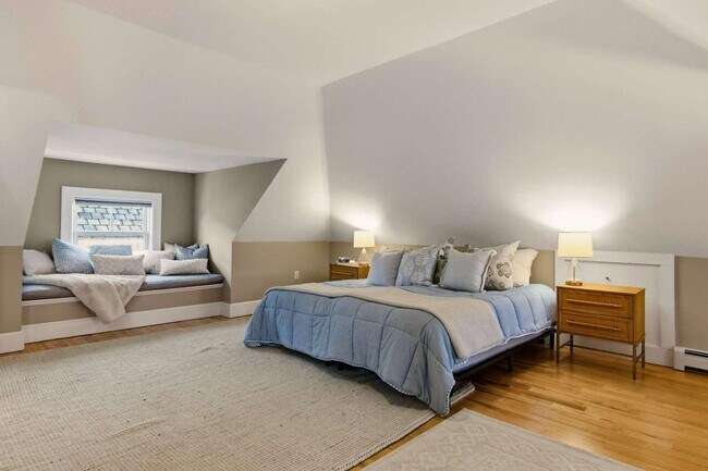 Building Photo - 115 Court St