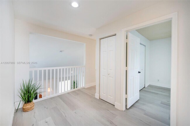 Building Photo - 1381 NW 144th Ave