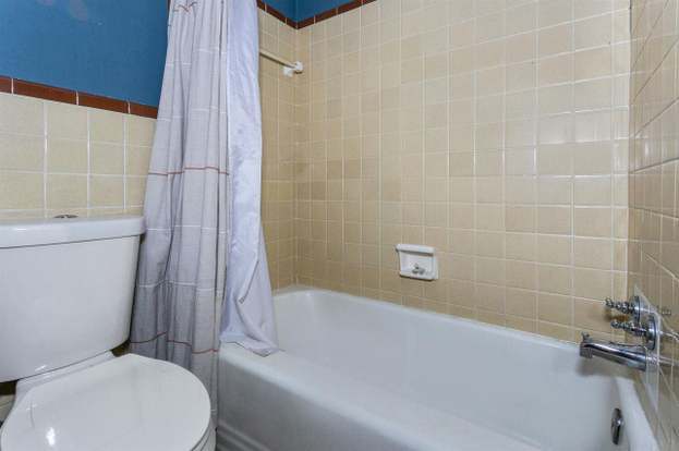 Building Photo - 9 Gentian Dr