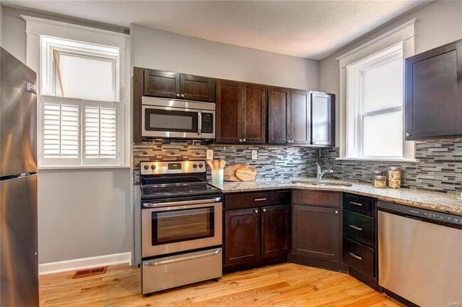 Building Photo - Fantastic 2bd/1ba home! Let yourself in!