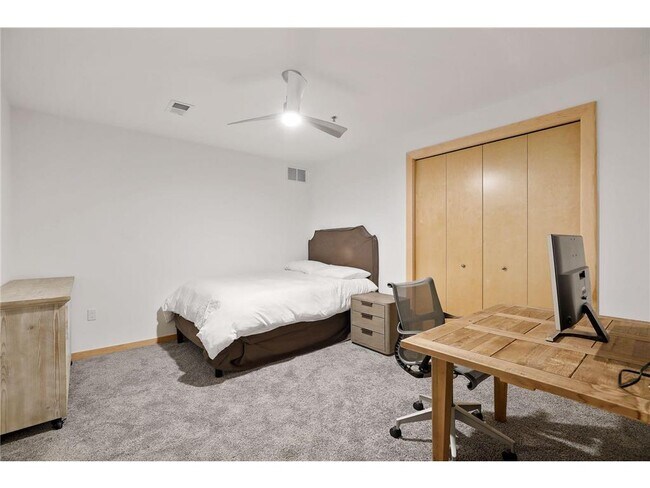 Building Photo - 1240 S 2nd St