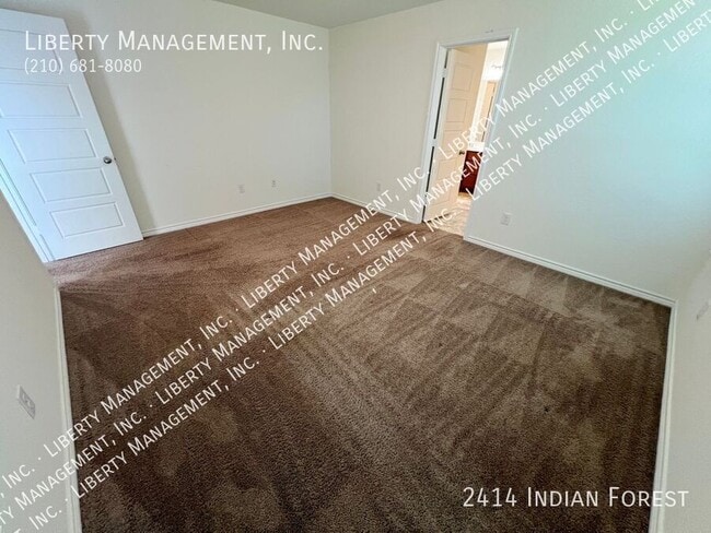 Building Photo - 2414 Indian Frst