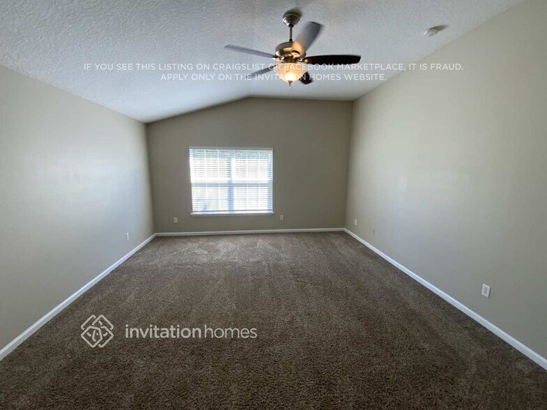Building Photo - 164 Thornloe Dr