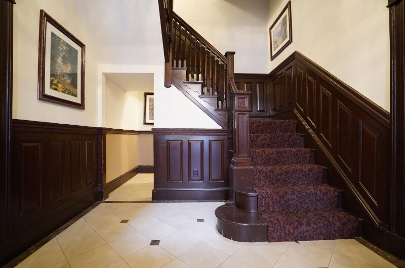 Building Photo - 56 Gardner St