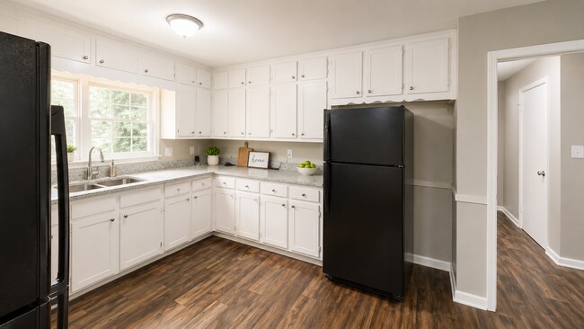 Building Photo - 4048 Sautee Trail