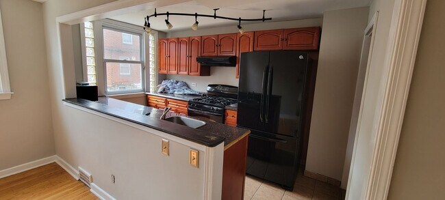 Building Photo - 4424 Marple St