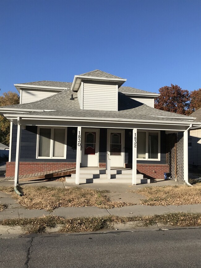 1832 South Street - 1830 South St