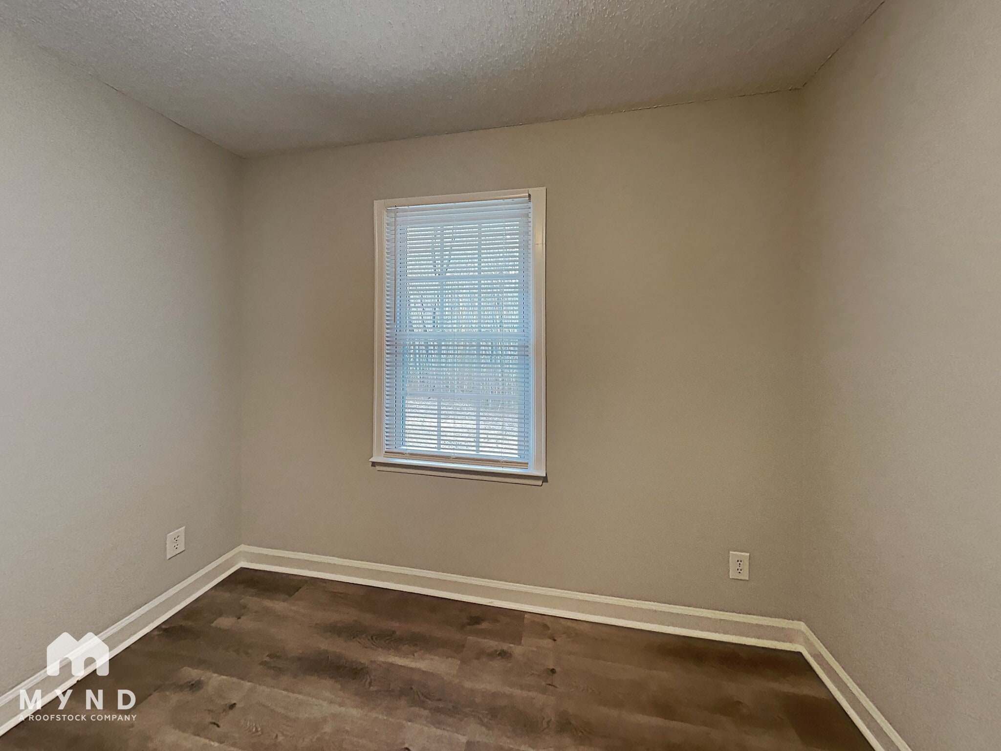 Building Photo - 3408 Redstones Rd