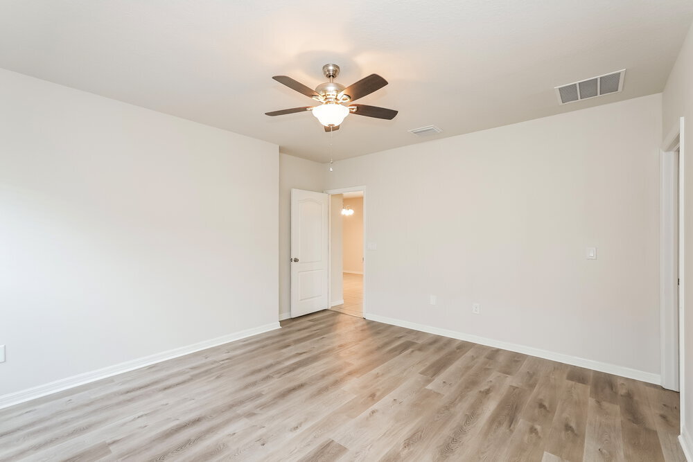 Building Photo - 10423 Hawks Landing Dr