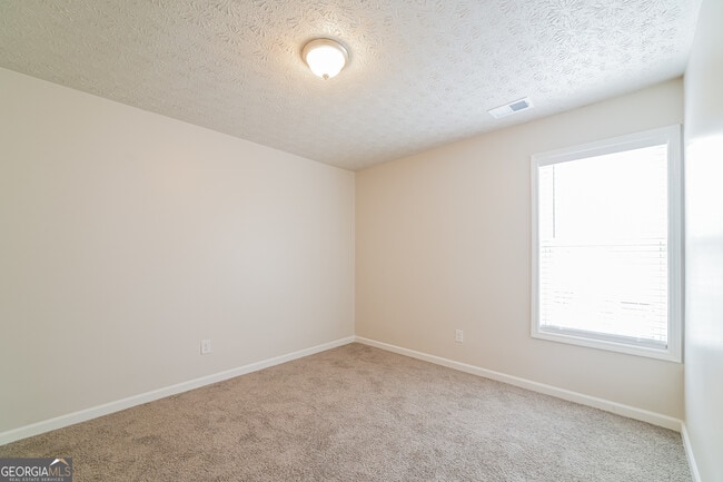 Building Photo - 4636 Egret Ct