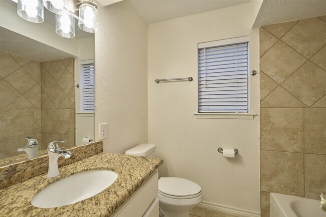 Building Photo - 11616 Timberwild St