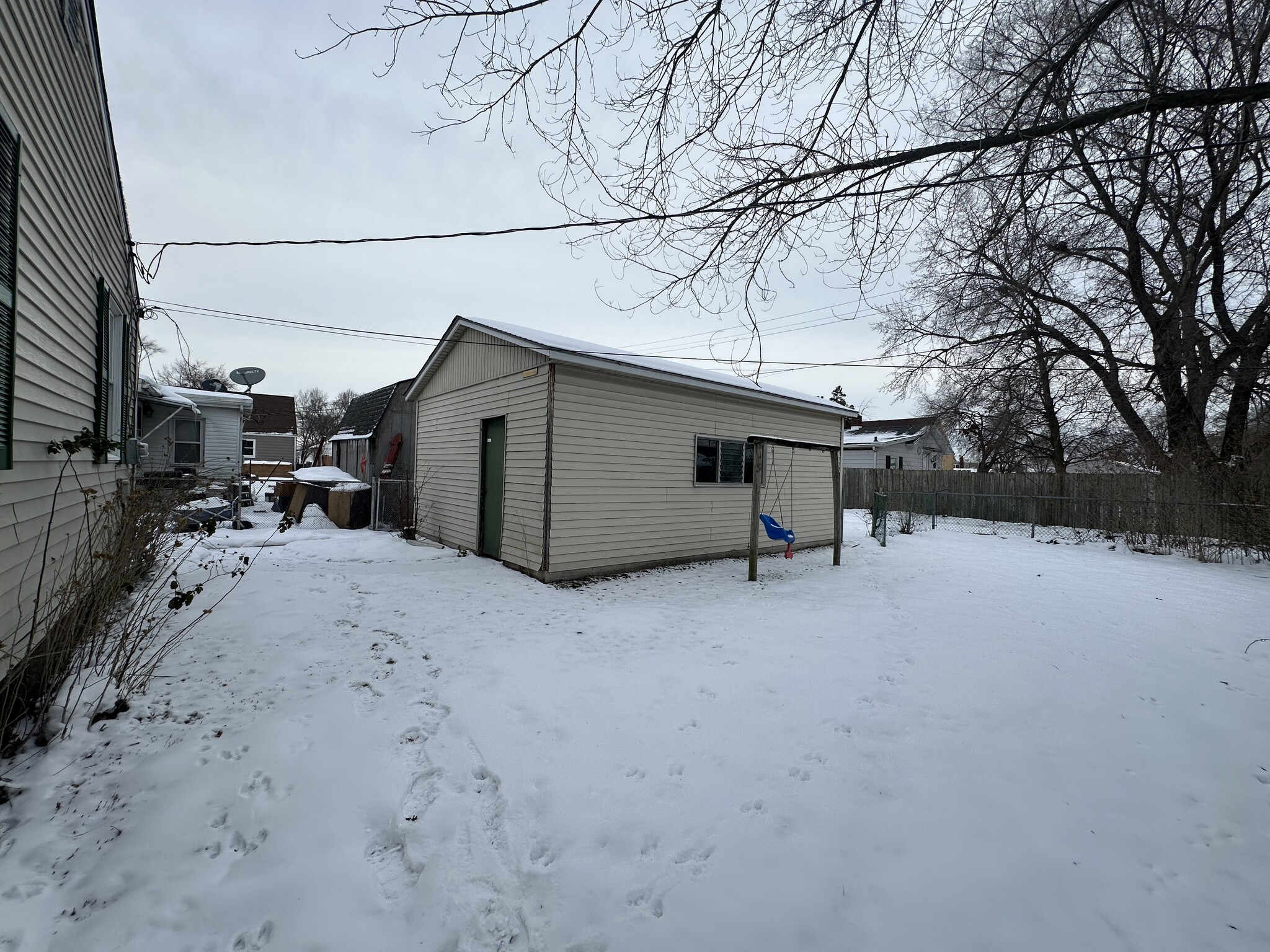 Building Photo - 712 Geyer Ave