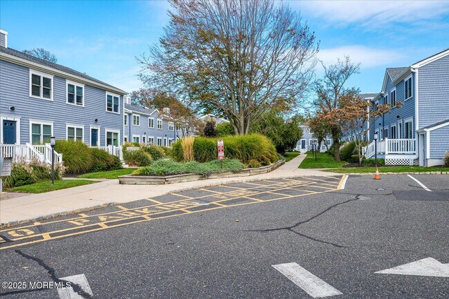 Primary Photo - 31 Cedar Ave