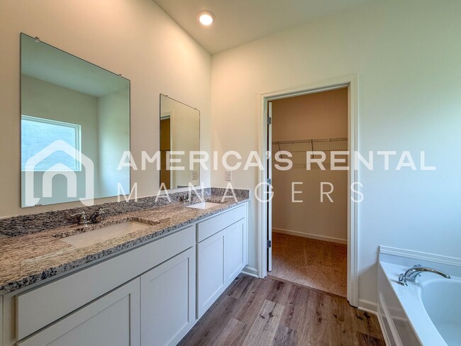 Building Photo - New Construction Home for Rent in Kimberly...