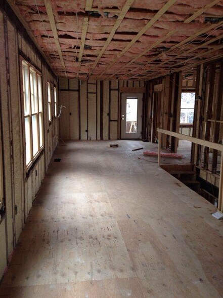 Building Photo - 7 Acron Rd