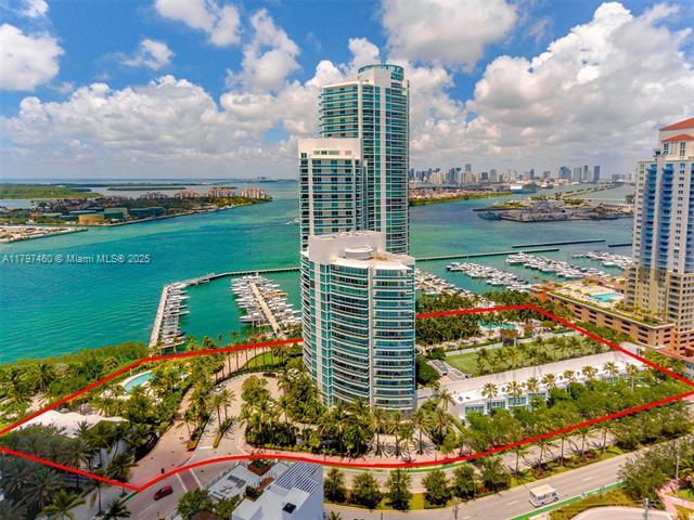 Building Photo - 1000 S Pointe Dr