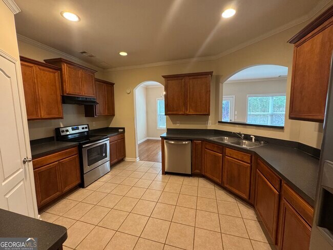 Building Photo - 1455 Blackstone Way
