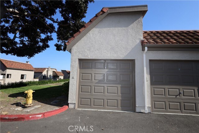 Building Photo - 28092 Mariposa