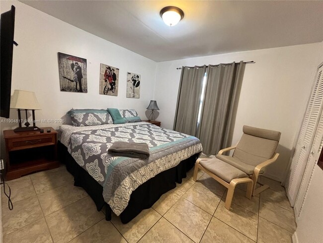 Building Photo - 2242 Jackson St